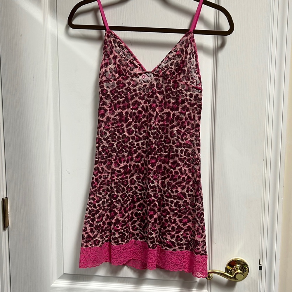 Victoria’s Secret sexy chemise stretchy size medium
